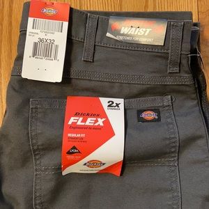 Brand NWT men‘s Dickies pants. 36x32 Fast shipping